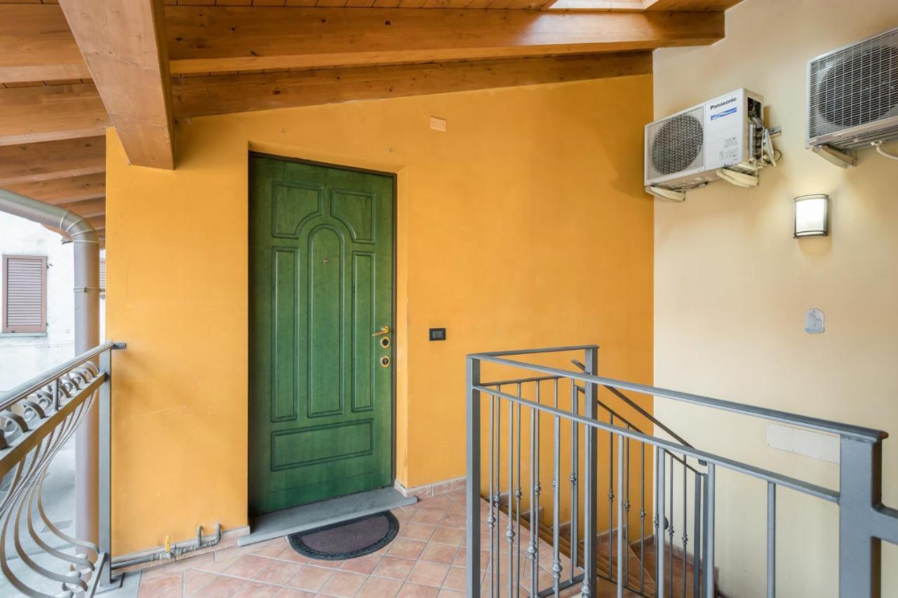 Appartamento Porta Verde Osio Sopra Озио-ди-Сотто Экстерьер фото